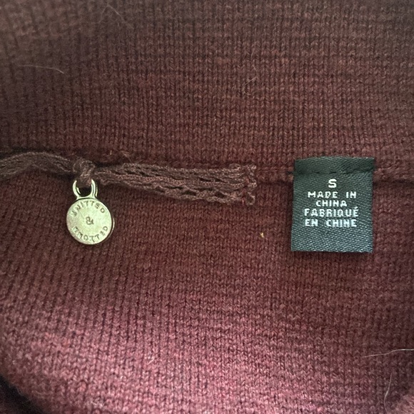 Anthropologie Deep Wine Colored Mock Neck Lace Detailed Sweater Size S - Picture 7 of 10